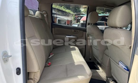 ซื้อ รถมือสอง Toyota Hiluxe VIGO ขาว รถยนต์ ใน %{เมือง} ใน กรุงเทพมหานคร ซื้อ รถมือสอง Toyota Hiluxe VIGO ขาว รถยนต์ ใน %{เมือง} ใน กรุงเทพมหานคร