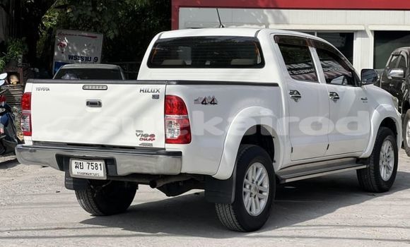 ซื้อ รถมือสอง Toyota Hiluxe VIGO ขาว รถยนต์ ใน %{เมือง} ใน กรุงเทพมหานคร ซื้อ รถมือสอง Toyota Hiluxe VIGO ขาว รถยนต์ ใน %{เมือง} ใน กรุงเทพมหานคร