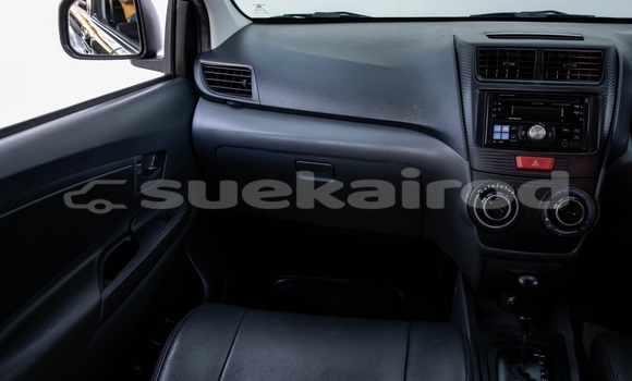 ซื้อ รถมือสอง Toyota Avanza สีดำ รถยนต์ ใน %{เมือง} ใน นนทบุรี ซื้อ รถมือสอง Toyota Avanza สีดำ รถยนต์ ใน %{เมือง} ใน นนทบุรี