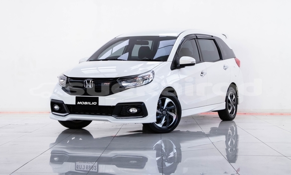 ซื้อ รถมือสอง Honda Mobilio ขาว รถยนต์ ใน %{เมือง} ใน นนทบุรี ซื้อ รถมือสอง Honda Mobilio ขาว รถยนต์ ใน %{เมือง} ใน นนทบุรี