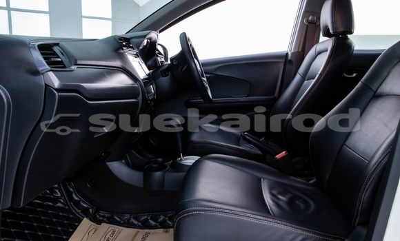 ซื้อ รถมือสอง Honda Mobilio ขาว รถยนต์ ใน %{เมือง} ใน นนทบุรี ซื้อ รถมือสอง Honda Mobilio ขาว รถยนต์ ใน %{เมือง} ใน นนทบุรี