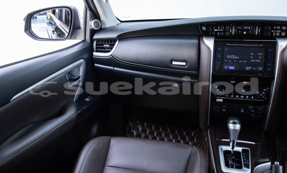 ซื้อ รถมือสอง Toyota Fortuner สีดำ รถยนต์ ใน %{เมือง} ใน นนทบุรี ซื้อ รถมือสอง Toyota Fortuner สีดำ รถยนต์ ใน %{เมือง} ใน นนทบุรี