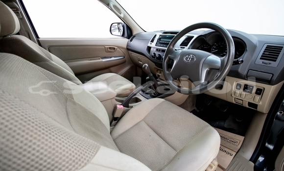 Buy Used Toyota Vigo Black Car in Nonthaburi in Nonthaburi Buy Used Toyota Vigo Black Car in Nonthaburi in Nonthaburi