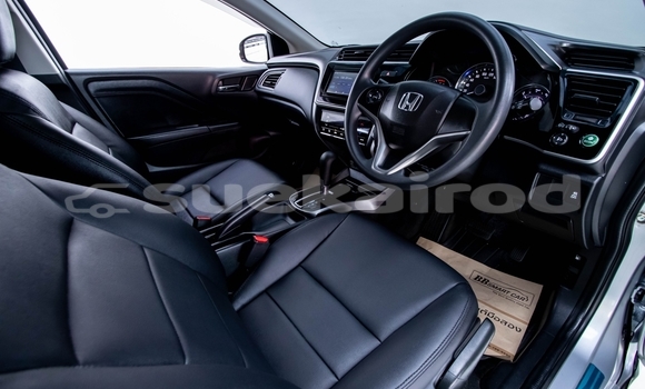 ซื้อ รถมือสอง Honda City อื่น ๆ รถยนต์ ใน %{เมือง} ใน นนทบุรี ซื้อ รถมือสอง Honda City อื่น ๆ รถยนต์ ใน %{เมือง} ใน นนทบุรี