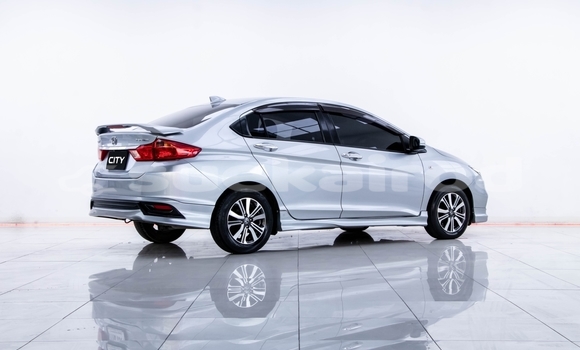 ซื้อ รถมือสอง Honda City อื่น ๆ รถยนต์ ใน %{เมือง} ใน นนทบุรี ซื้อ รถมือสอง Honda City อื่น ๆ รถยนต์ ใน %{เมือง} ใน นนทบุรี