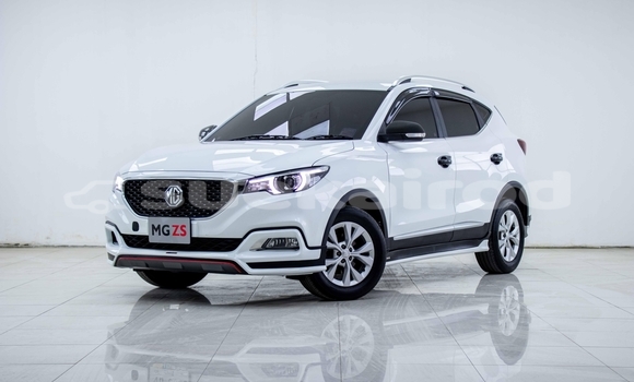 ซื้อ รถมือสอง MG ZS ขาว รถยนต์ ใน %{เมือง} ใน สมุทรสาคร