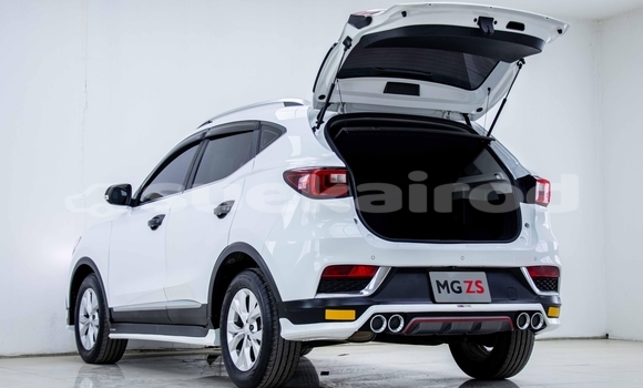 Buy Used MG ZS White Car in Samut Sakhon in Samut Sakhon Buy Used MG ZS White Car in Samut Sakhon in Samut Sakhon