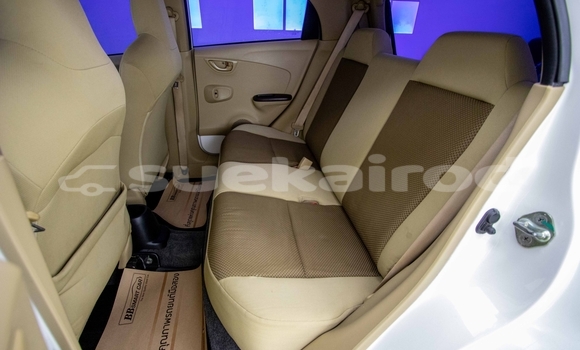 ซื้อ รถมือสอง Honda Brio ขาว รถยนต์ ใน %{เมือง} ใน สมุทรสาคร ซื้อ รถมือสอง Honda Brio ขาว รถยนต์ ใน %{เมือง} ใน สมุทรสาคร