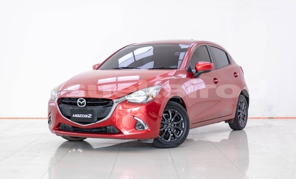 ซื้อ รถมือสอง Mazda 2 สีแดง รถยนต์ ใน %{เมือง} ใน กรุงเทพมหานคร