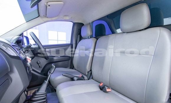 Buy Used Isuzu D-Max White Car in Bangkok in Bangkok Buy Used Isuzu D-Max White Car in Bangkok in Bangkok