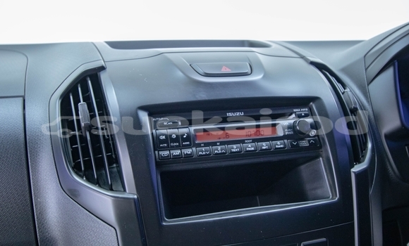 Buy Used Isuzu D-Max White Car in Bangkok in Bangkok Buy Used Isuzu D-Max White Car in Bangkok in Bangkok