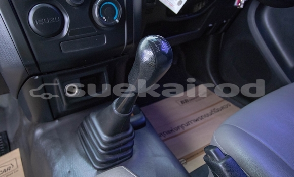 Buy Used Isuzu D-Max White Car in Bangkok in Bangkok Buy Used Isuzu D-Max White Car in Bangkok in Bangkok