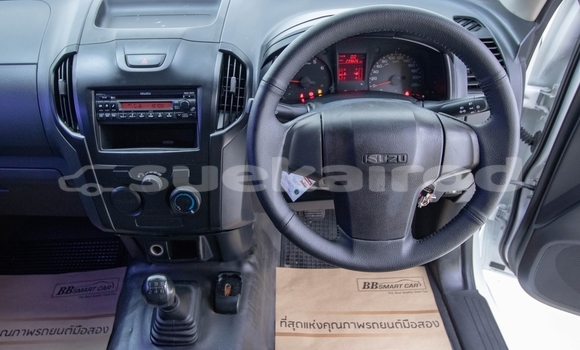 Buy Used Isuzu D-Max White Car in Bangkok in Bangkok Buy Used Isuzu D-Max White Car in Bangkok in Bangkok