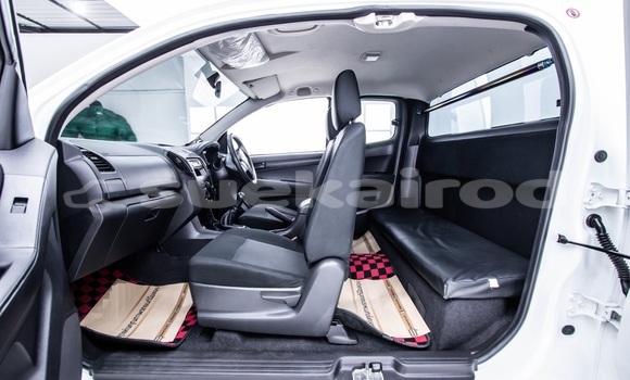 ซื้อ รถมือสอง Isuzu D–MAX ขาว รถยนต์ ใน %{เมือง} ใน กรุงเทพมหานคร ซื้อ รถมือสอง Isuzu D–MAX ขาว รถยนต์ ใน %{เมือง} ใน กรุงเทพมหานคร