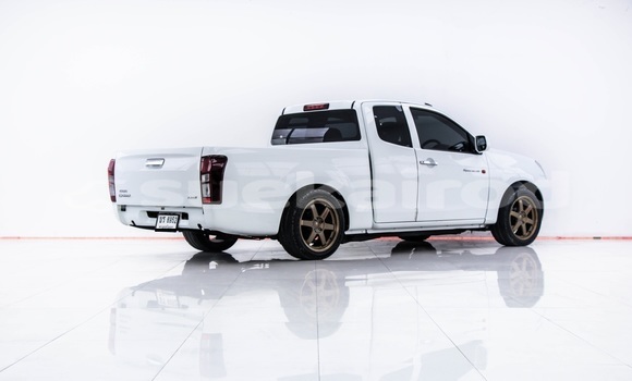 ซื้อ รถมือสอง Isuzu D–MAX ขาว รถยนต์ ใน %{เมือง} ใน กรุงเทพมหานคร ซื้อ รถมือสอง Isuzu D–MAX ขาว รถยนต์ ใน %{เมือง} ใน กรุงเทพมหานคร