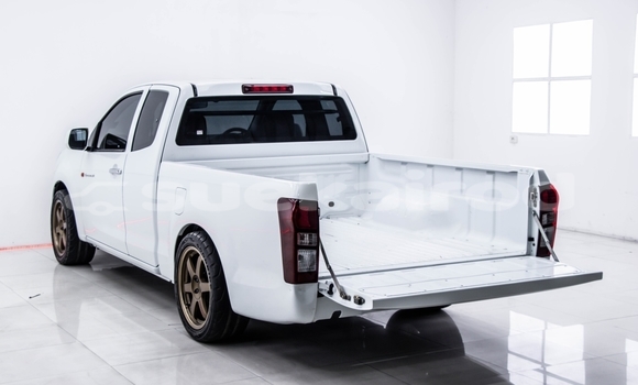 ซื้อ รถมือสอง Isuzu D–MAX ขาว รถยนต์ ใน %{เมือง} ใน กรุงเทพมหานคร ซื้อ รถมือสอง Isuzu D–MAX ขาว รถยนต์ ใน %{เมือง} ใน กรุงเทพมหานคร