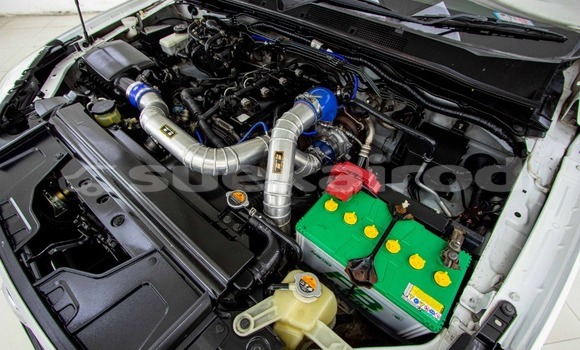 Buy Used Nissan Navara (Frontier) White Car in Bangkok in Bangkok Buy Used Nissan Navara (Frontier) White Car in Bangkok in Bangkok