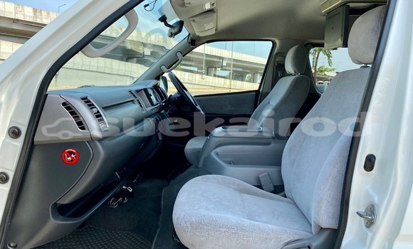 Buy Used Toyota Ventury White Car in Bangkok in Bangkok Buy Used Toyota Ventury White Car in Bangkok in Bangkok