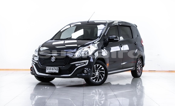 ซื้อ รถมือสอง Suzuki Ertiga สีดำ รถยนต์ ใน %{เมือง} ใน กรุงเทพมหานคร
