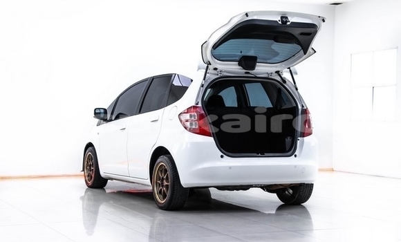 Buy Used Honda Jazz White Car in Bangkok in Bangkok Buy Used Honda Jazz White Car in Bangkok in Bangkok