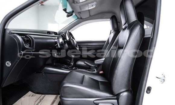 ซื้อ รถมือสอง Toyota Hiluxe VIGO ขาว รถยนต์ ใน %{เมือง} ใน กรุงเทพมหานคร ซื้อ รถมือสอง Toyota Hiluxe VIGO ขาว รถยนต์ ใน %{เมือง} ใน กรุงเทพมหานคร