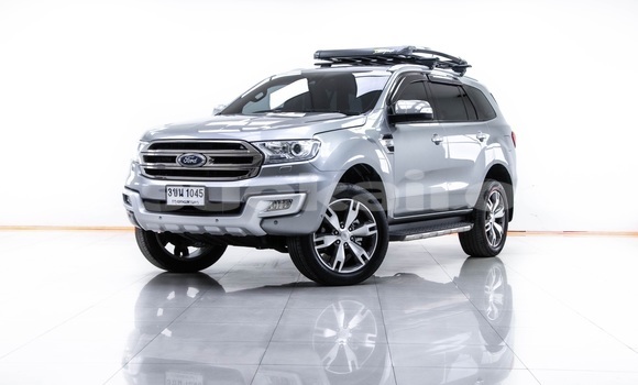 ซื้อ รถมือสอง Ford Everest อื่น ๆ รถยนต์ ใน %{เมือง} ใน กรุงเทพมหานคร