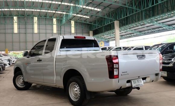 Buy Used Isuzu D-Max Silver Car in Bangkok in Bangkok Buy Used Isuzu D-Max Silver Car in Bangkok in Bangkok