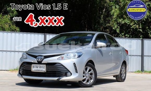 ซื้อ รถมือสอง Toyota Vios เงิน รถยนต์ ใน %{เมือง} ใน กรุงเทพมหานคร