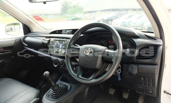 ซื้อ รถมือสอง Toyota Hiluxe Revo ขาว รถยนต์ ใน %{เมือง} ใน กรุงเทพมหานคร ซื้อ รถมือสอง Toyota Hiluxe Revo ขาว รถยนต์ ใน %{เมือง} ใน กรุงเทพมหานคร