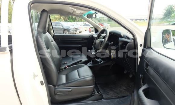 ซื้อ รถมือสอง Toyota Hiluxe Revo ขาว รถยนต์ ใน %{เมือง} ใน กรุงเทพมหานคร ซื้อ รถมือสอง Toyota Hiluxe Revo ขาว รถยนต์ ใน %{เมือง} ใน กรุงเทพมหานคร