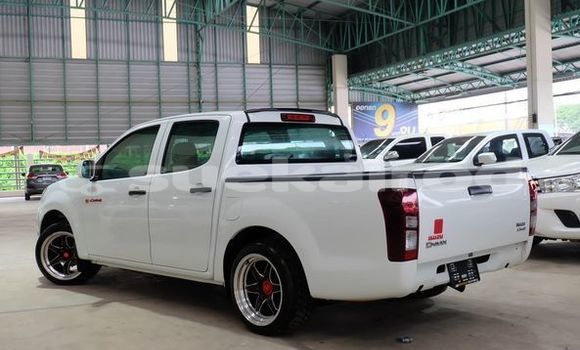 ซื้อ รถมือสอง Isuzu D-Max ขาว รถยนต์ ใน %{เมือง} ใน กรุงเทพมหานคร ซื้อ รถมือสอง Isuzu D-Max ขาว รถยนต์ ใน %{เมือง} ใน กรุงเทพมหานคร
