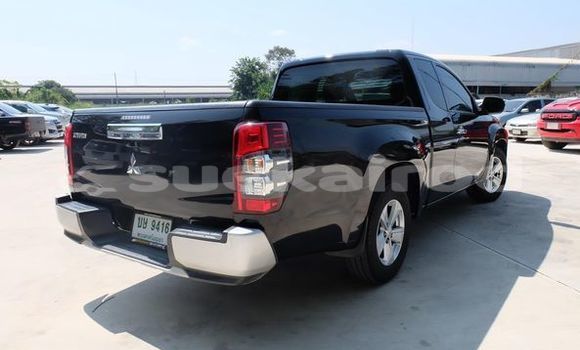 ซื้อ รถมือสอง Mitsubishi Triton สีดำ รถยนต์ ใน %{เมือง} ใน กรุงเทพมหานคร ซื้อ รถมือสอง Mitsubishi Triton สีดำ รถยนต์ ใน %{เมือง} ใน กรุงเทพมหานคร