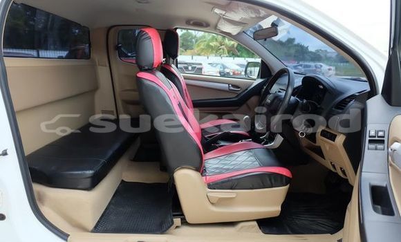 ซื้อ รถมือสอง Isuzu D-Max ขาว รถยนต์ ใน %{เมือง} ใน กรุงเทพมหานคร ซื้อ รถมือสอง Isuzu D-Max ขาว รถยนต์ ใน %{เมือง} ใน กรุงเทพมหานคร