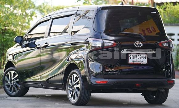 Buy Used Toyota Sienta Black Car in Bangkok in Bangkok Buy Used Toyota Sienta Black Car in Bangkok in Bangkok