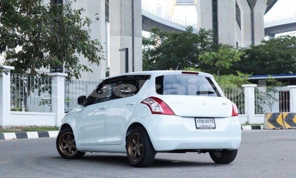 ซื้อ รถมือสอง Mitsubishi Lancer ขาว รถยนต์ ใน %{เมือง} ใน กรุงเทพมหานคร ซื้อ รถมือสอง Mitsubishi Lancer ขาว รถยนต์ ใน %{เมือง} ใน กรุงเทพมหานคร