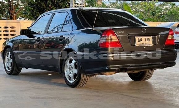 Buy Used Mercedes-Benz C-Classe Black Car in Bangkok in Bangkok Buy Used Mercedes-Benz C-Classe Black Car in Bangkok in Bangkok