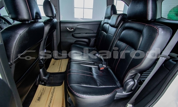 ซื้อ รถมือสอง Honda BR-V ขาว รถยนต์ ใน %{เมือง} ใน สมุทรสาคร ซื้อ รถมือสอง Honda BR-V ขาว รถยนต์ ใน %{เมือง} ใน สมุทรสาคร