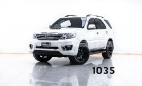 Buy Used Toyota Fortuner White Car in Bangkok in Bangkok Buy Used Toyota Fortuner White Car in Bangkok in Bangkok