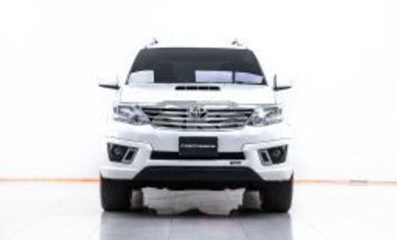 Buy Used Toyota Fortuner White Car in Bangkok in Bangkok Buy Used Toyota Fortuner White Car in Bangkok in Bangkok