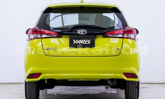 Buy Used Toyota Yaris Red Car in Samut Sakhon in Samut Sakhon Buy Used Toyota Yaris Red Car in Samut Sakhon in Samut Sakhon