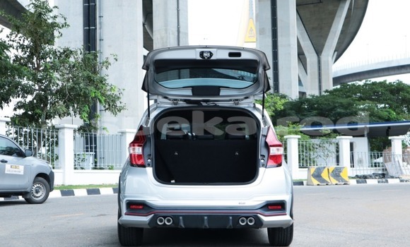 ซื้อ รถมือสอง Nissan Note เงิน รถยนต์ ใน %{เมือง} ใน กรุงเทพมหานคร ซื้อ รถมือสอง Nissan Note เงิน รถยนต์ ใน %{เมือง} ใน กรุงเทพมหานคร