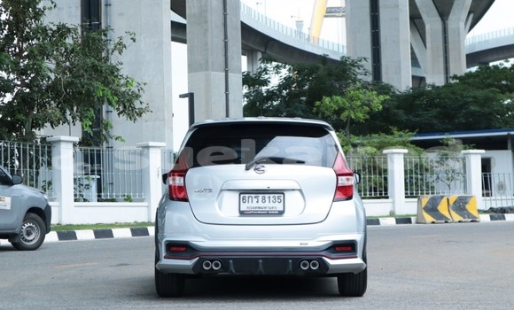 ซื้อ รถมือสอง Nissan Note เงิน รถยนต์ ใน %{เมือง} ใน กรุงเทพมหานคร ซื้อ รถมือสอง Nissan Note เงิน รถยนต์ ใน %{เมือง} ใน กรุงเทพมหานคร