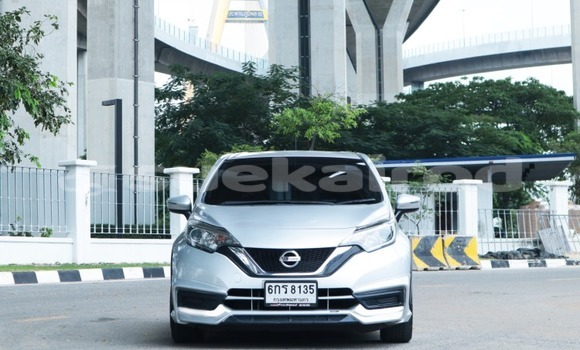 ซื้อ รถมือสอง Nissan Note เงิน รถยนต์ ใน %{เมือง} ใน กรุงเทพมหานคร ซื้อ รถมือสอง Nissan Note เงิน รถยนต์ ใน %{เมือง} ใน กรุงเทพมหานคร