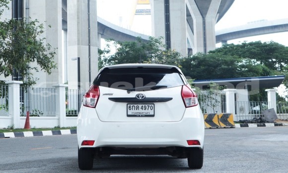 ซื้อ รถมือสอง Toyota Yaris ขาว รถยนต์ ใน %{เมือง} ใน กรุงเทพมหานคร ซื้อ รถมือสอง Toyota Yaris ขาว รถยนต์ ใน %{เมือง} ใน กรุงเทพมหานคร