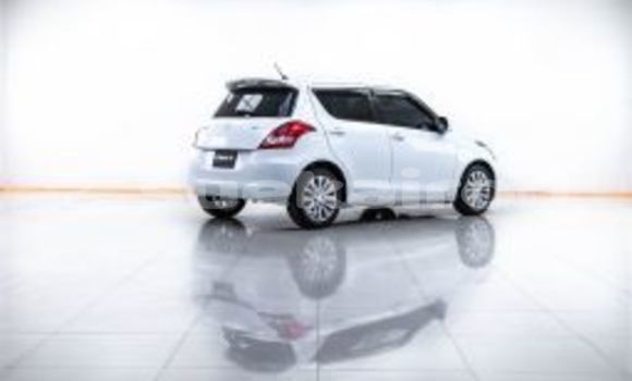 ซื้อ รถมือสอง Suzuki Swift ขาว รถยนต์ ใน %{เมือง} ใน กรุงเทพมหานคร ซื้อ รถมือสอง Suzuki Swift ขาว รถยนต์ ใน %{เมือง} ใน กรุงเทพมหานคร