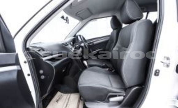 ซื้อ รถมือสอง Suzuki Swift ขาว รถยนต์ ใน %{เมือง} ใน กรุงเทพมหานคร ซื้อ รถมือสอง Suzuki Swift ขาว รถยนต์ ใน %{เมือง} ใน กรุงเทพมหานคร