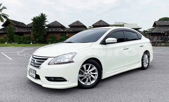ซื้อ รถมือสอง Nissan Sylphy ขาว รถยนต์ ใน %{เมือง} ใน กรุงเทพมหานคร