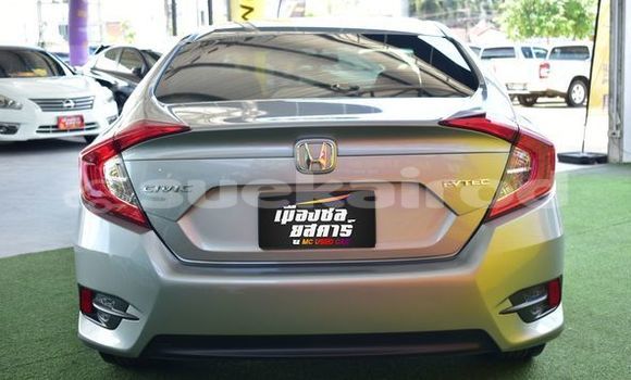 ซื้อ รถมือสอง Honda Civic เงิน รถยนต์ ใน %{เมือง} ใน กรุงเทพมหานคร ซื้อ รถมือสอง Honda Civic เงิน รถยนต์ ใน %{เมือง} ใน กรุงเทพมหานคร