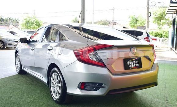 ซื้อ รถมือสอง Honda Civic เงิน รถยนต์ ใน %{เมือง} ใน กรุงเทพมหานคร ซื้อ รถมือสอง Honda Civic เงิน รถยนต์ ใน %{เมือง} ใน กรุงเทพมหานคร