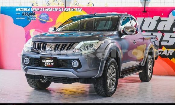 Buy Used Mitsubishi Triton Blue Car in Bangkok in Bangkok